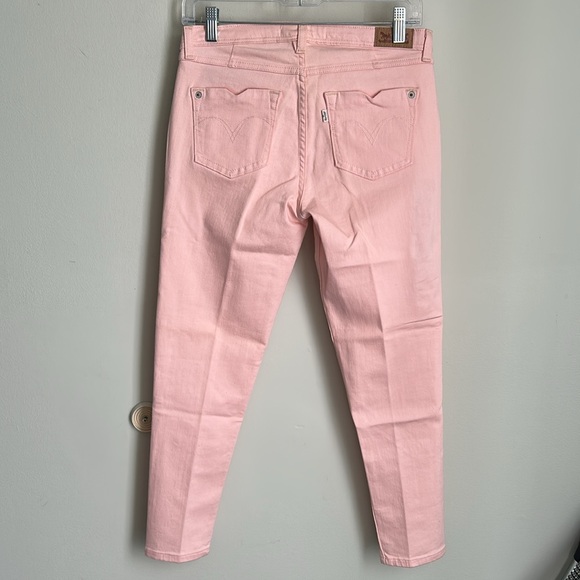 Levi's Women's Light Pink Skinny Jeans - Picture 1 of 11
